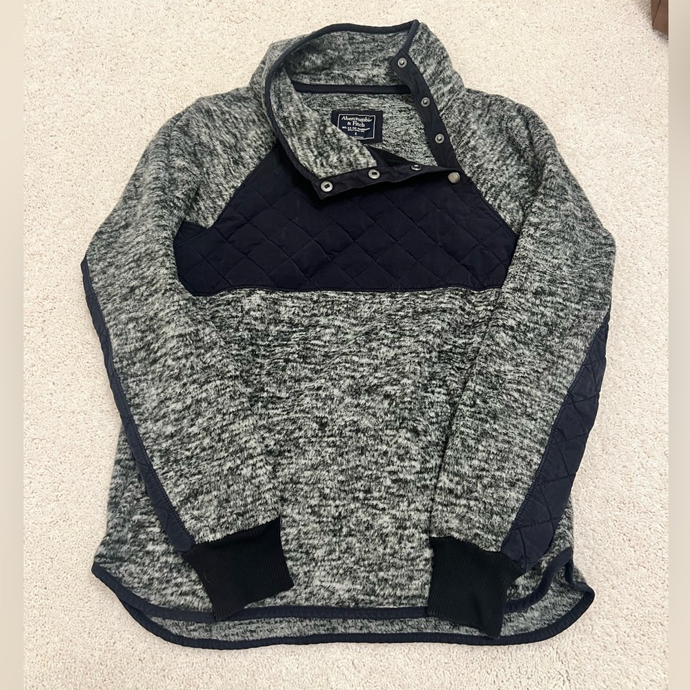 Abercrombie & Fitch Asymmetrical Snap-Up Fleece - S